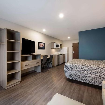 Woodspring Suites Wixom - Novi Exterior photo