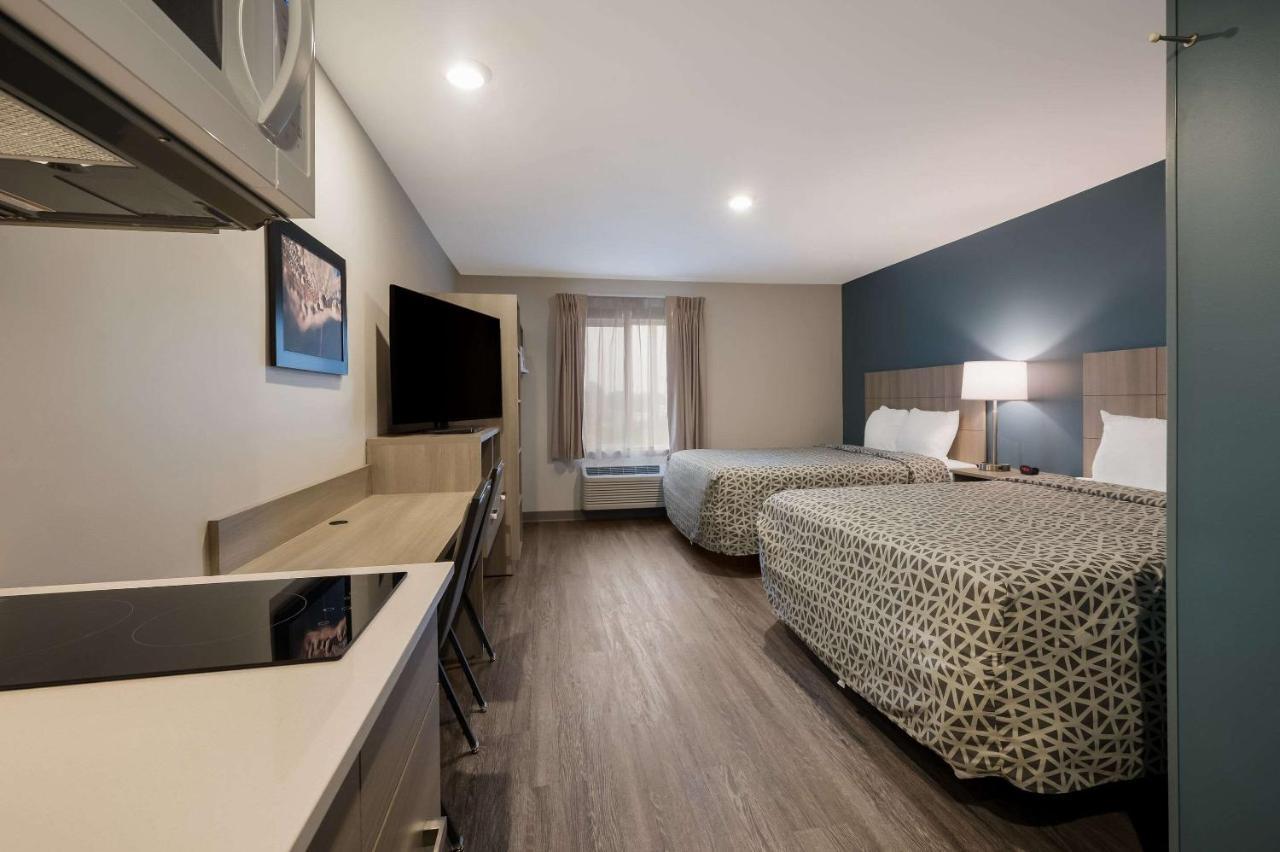 Woodspring Suites Wixom - Novi Exterior photo